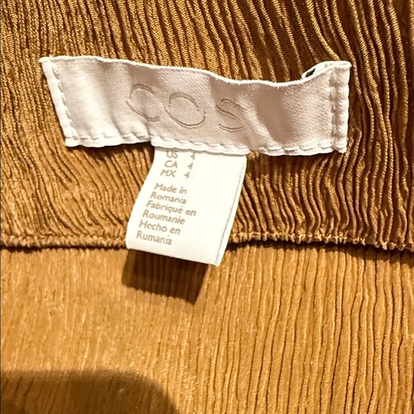 Cos Two-Piece Set - Picture 2 of 4